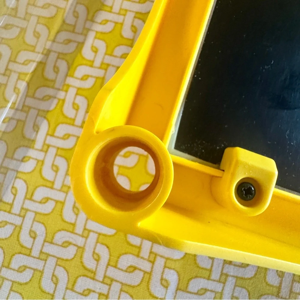 Chick Brooder Brinsea EcoGlow Safety 600- Yellow - Picture 6 of 16